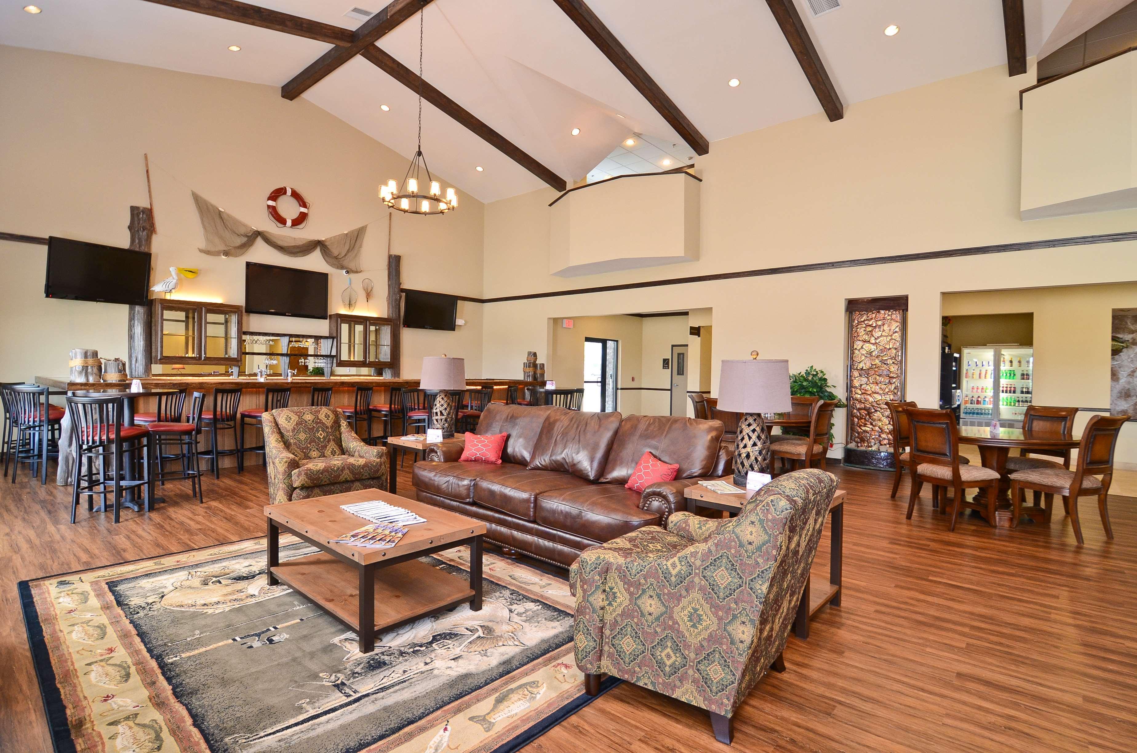 Best Western Plus Emory At Lake Fork Inn & Suites Интерьер фото