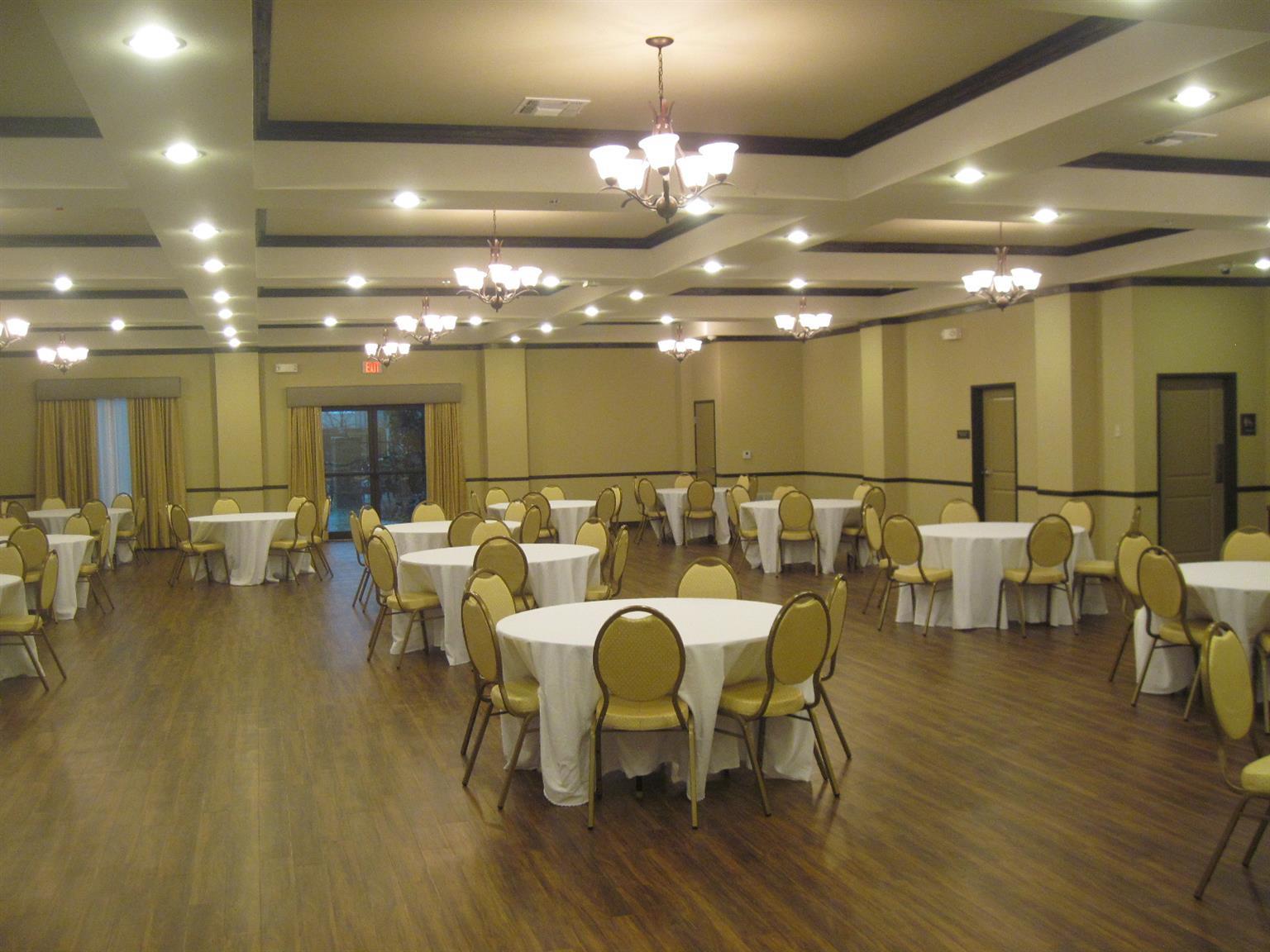 Best Western Plus Emory At Lake Fork Inn & Suites Удобства фото
